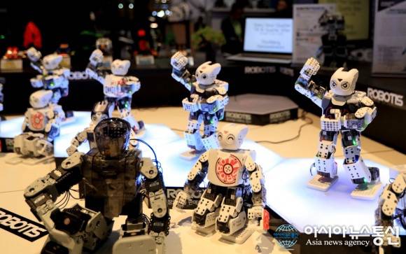 �n��RobotisӋ���ں��⽨�O(sh��)��AI�����C���ˡ����S