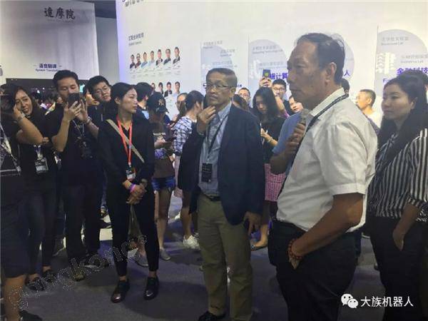 �۽��������족|����C��������2018�Ɨ����