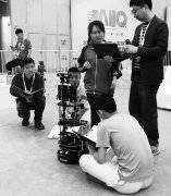 �C���˰l(f��)չ·��η�