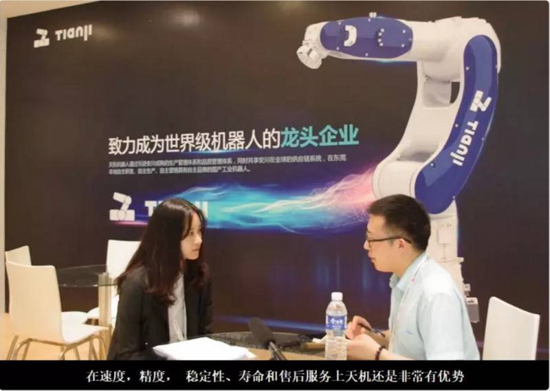 �C�����ИI��Ů�����L�����I�C�����Ј��y���У��������M�Y�����ڣ�