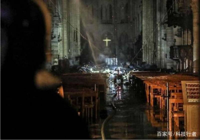 �C�����ڰ���ʥĸԺ���������Щʲô