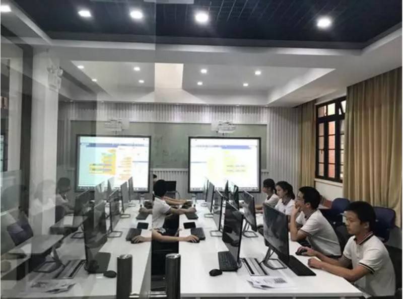 �Ƅ�(d��ng)�̌W(xu��)ģʽ���׃��˹��������M(j��n)�����ЌW(xu��)�n��