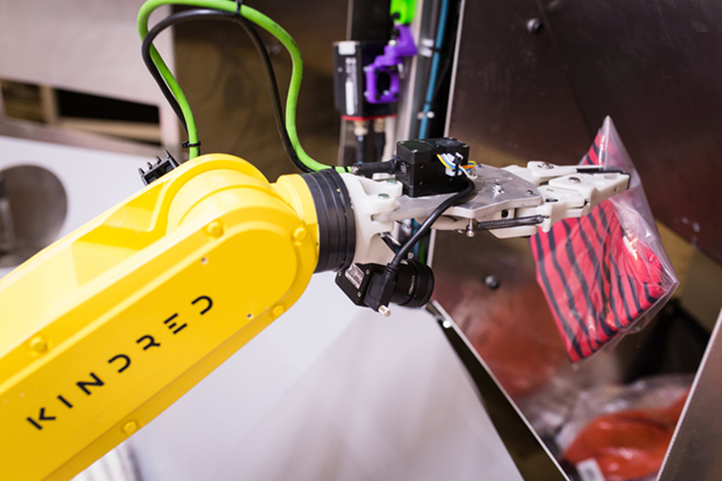 為實現“熄燈工廠”,這7家公司如何讓機器人變得更聰明