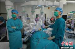 第四代“達芬奇”手術機器人南京